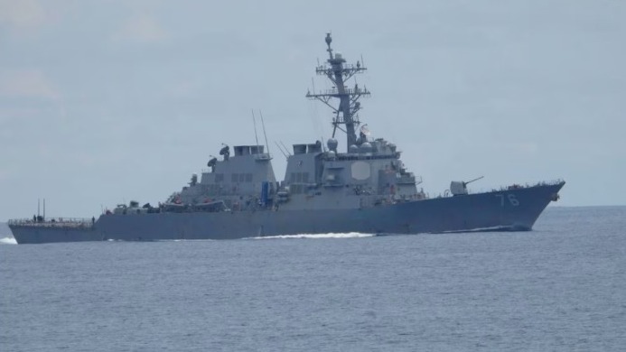 EE. UU. desplegó dos buques de guerra en el Mar Meridional