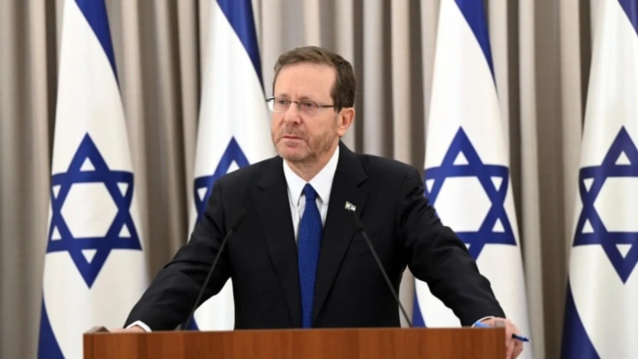 Los rehenes son víctimas de crímenes de lesa humanidad