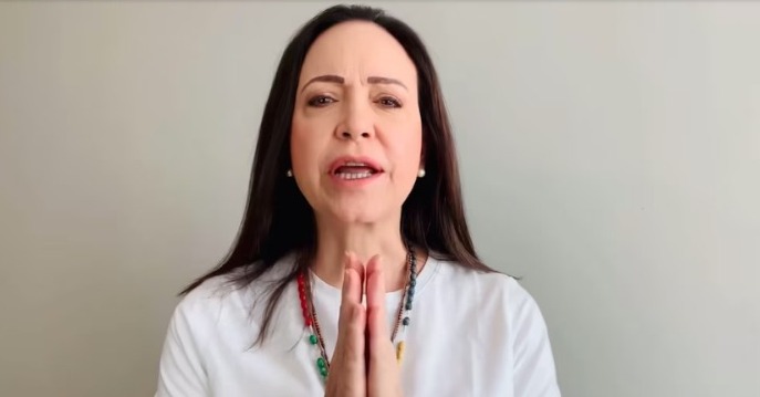 Machado llamó a desobedecer a la dictadura de Maduro