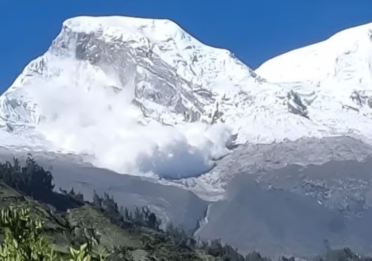 Retroceso del Huascarán activa alerta por deslizamiento