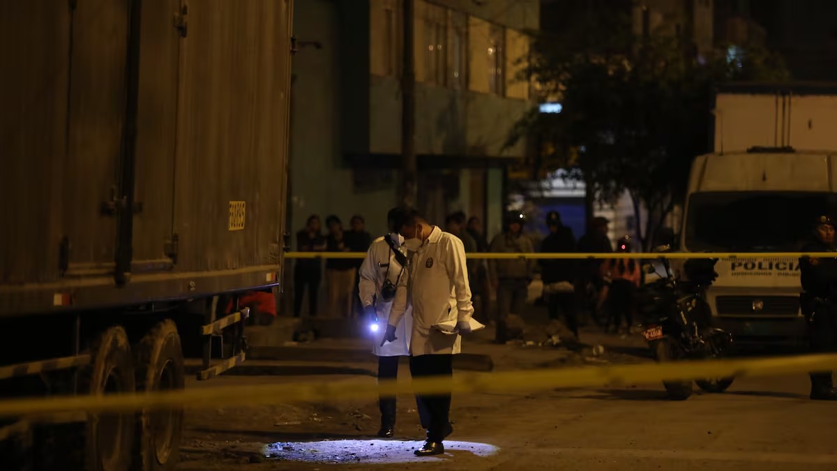 Un policía muerto y otro herido de gravedad tras tiroteo con delincuentes