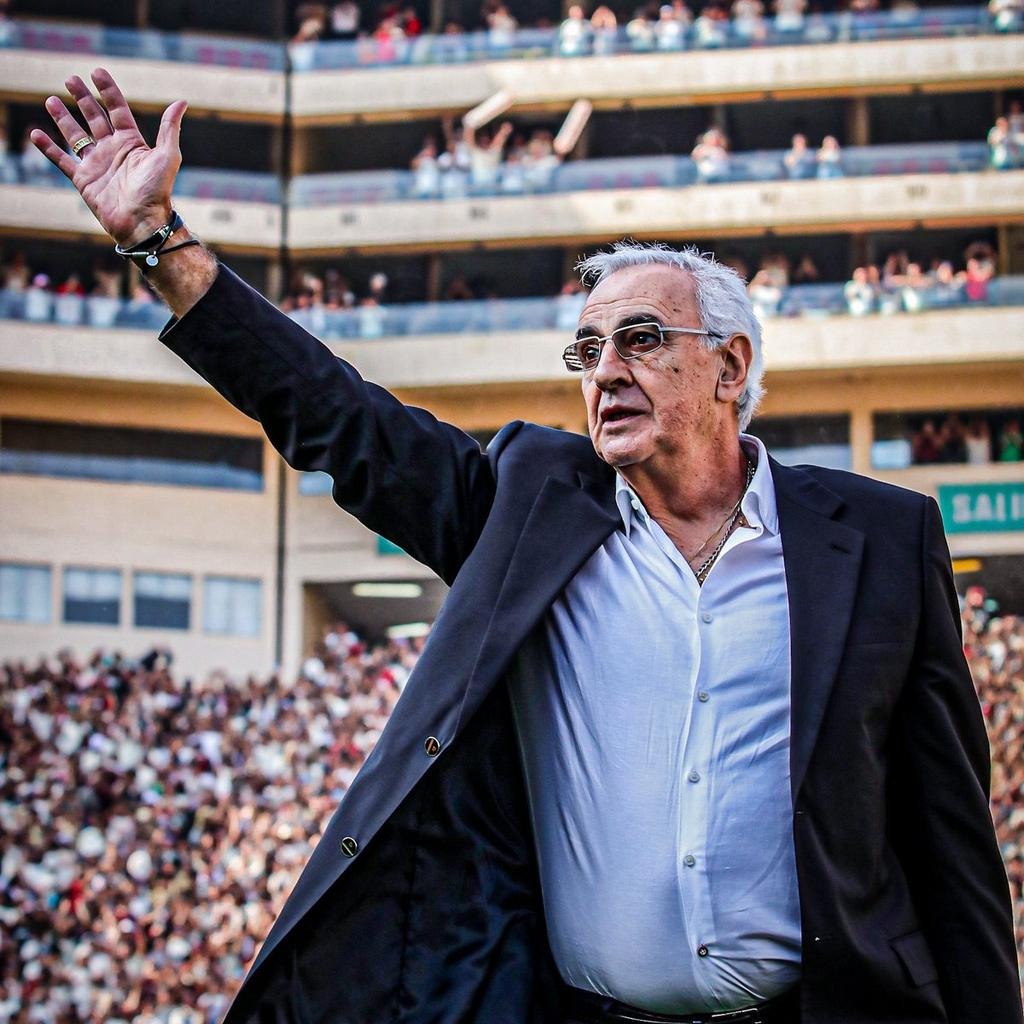 Fossati estalla por cruce de partidos