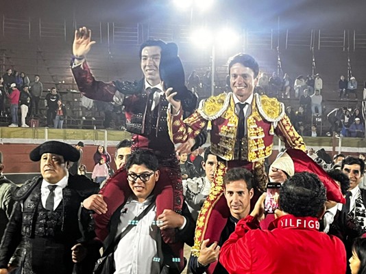 Madrid: Pedro Luis entra  en la Feria de Otoño y Andrades confirma,  Francia: Colombo con brazo roto. Lima: Lama de Góngora y Alguiar a hombros Fiestas Patrias