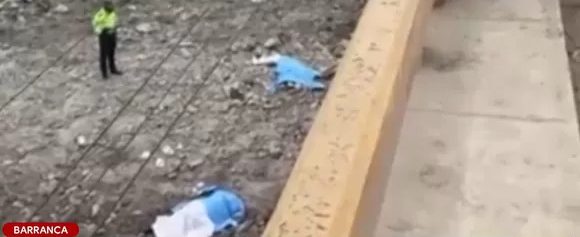 Accidente deja 2 motociclistas fallecidos en Barranca