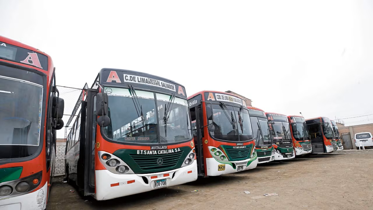 Empresa Santa Catalina paraliza labores tras asesinato de chofer