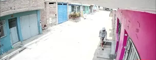 Ate: Extorsionadores atacan bodega con dinamita