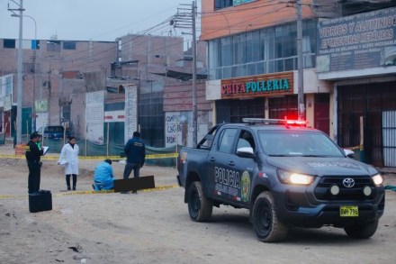 Hallan cuerpo apuñalado en SMP