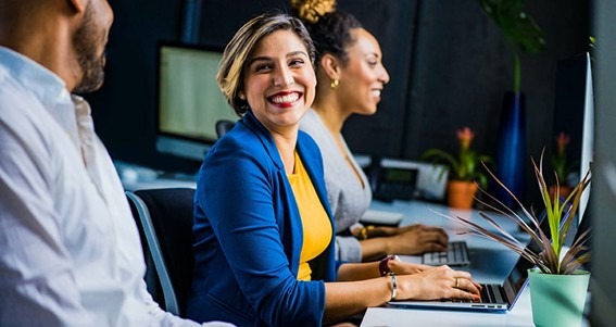 Asistencia laboral: la clave para la productividad y tu empresa