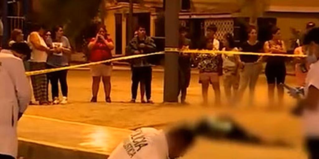 Matan a joven frente a su madre