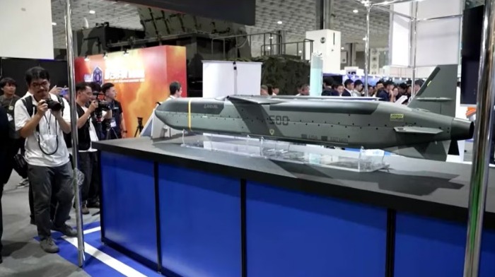 Taiwán presentó su primer misil producido en conjunto con compañía de EEUU