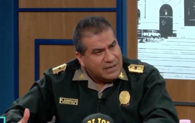 General Óscar Arriola reconoce a los policías involucrados en la muerte de Mauricio Ruiz