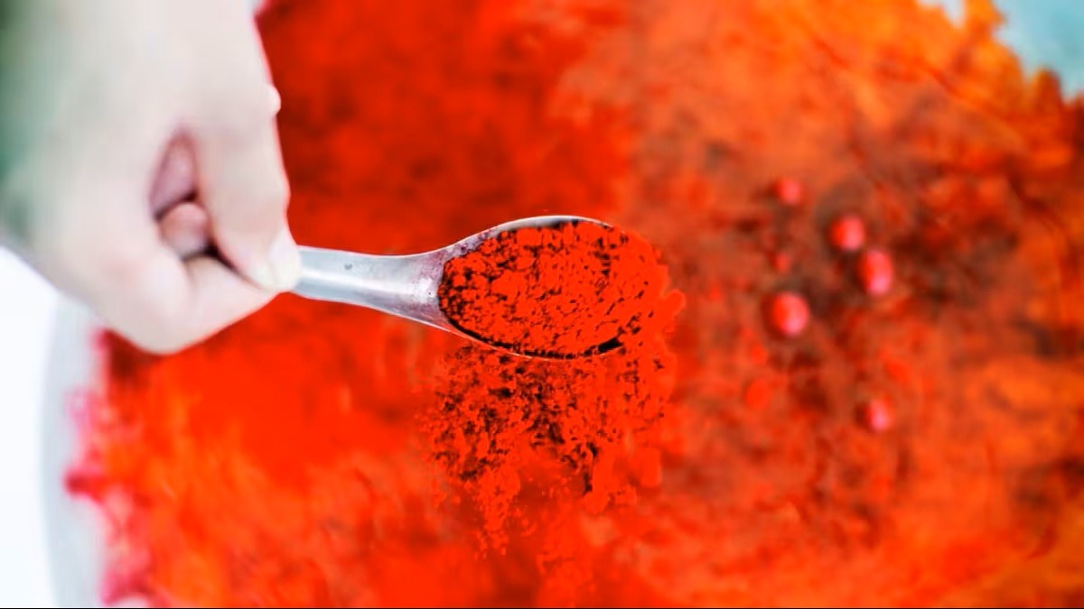 Aprueban prohibir colorante rojo 3