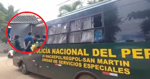 Detienen a 12 policías vinculados a red criminal