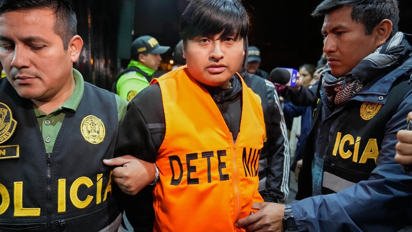 Ordenan captura de tres peruanos en Argentina