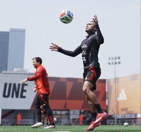 Perú sale con todo ante Chile