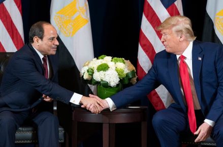 Trump y Al Sisi encabezarán cumbre del lunes en Egipto para sellar la paz en Gaza