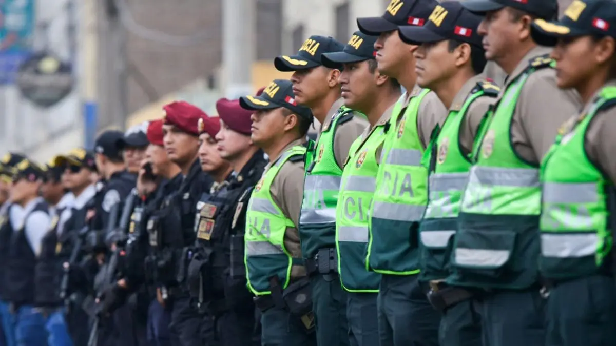 Se mantiene cuarta fase de aumento a FFAA y PNP