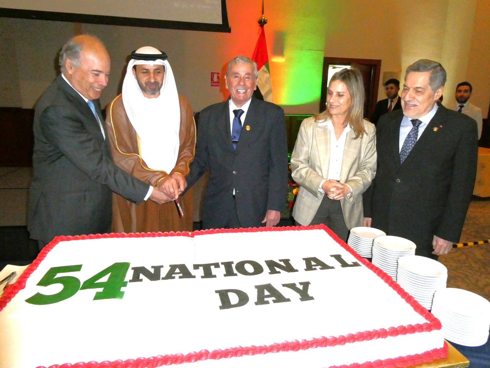 Emiratos Árabes Unidos conmemora su 54º aniversario con recepción