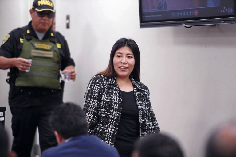Juzgado dicta prisión contra Betssy Chávez