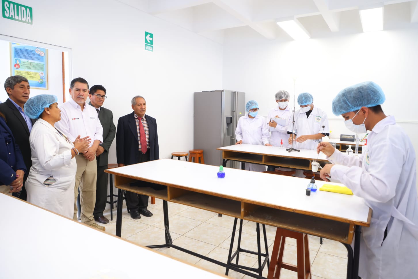 MINISTRO FIGUEROA: INSTITUTOS DE EDUCACIÓN SUPERIOR Y PEDAGÓGICA SON PRIORIDAD PARA EL MINEDU
