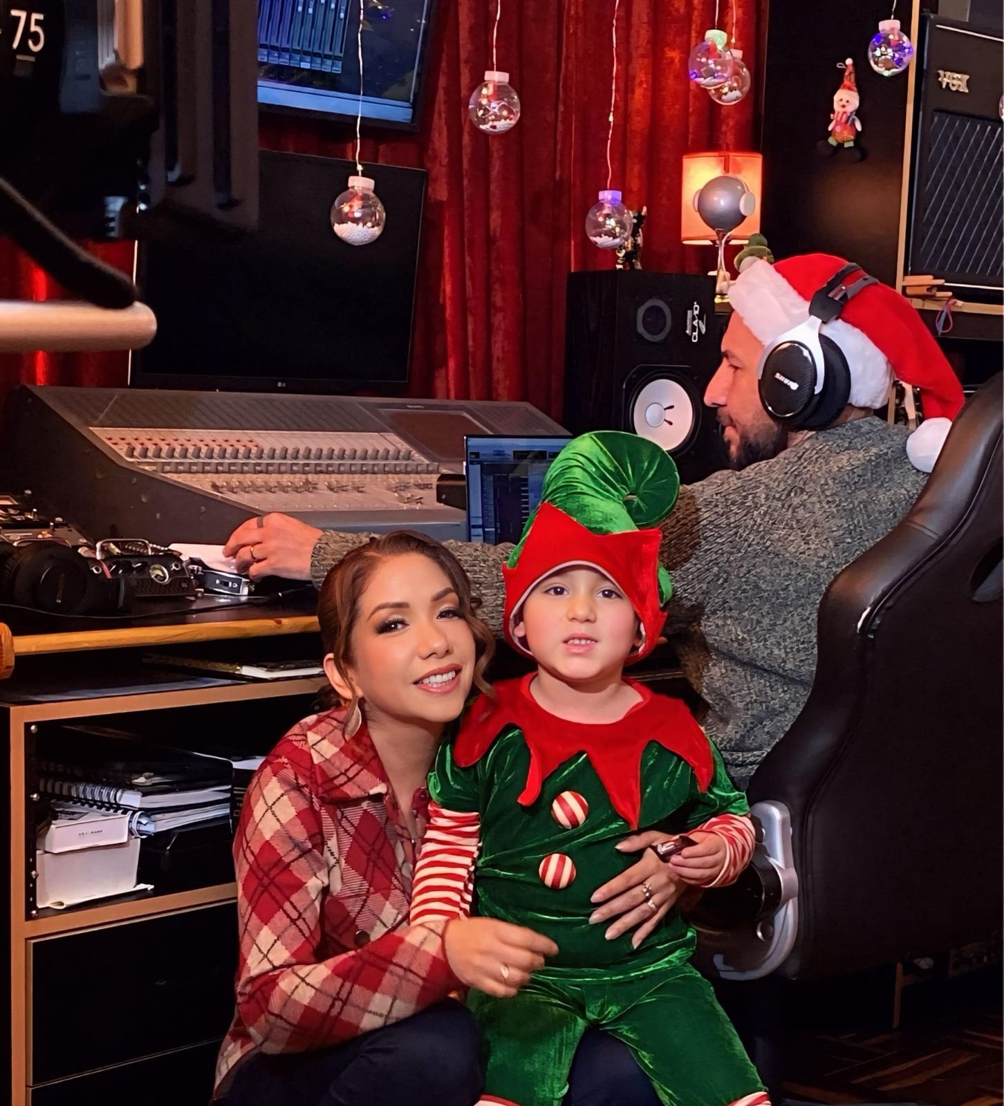 Gabriela de los Ríos lanza “Ven a mi casa esta Navidad”, su primera canción navideña