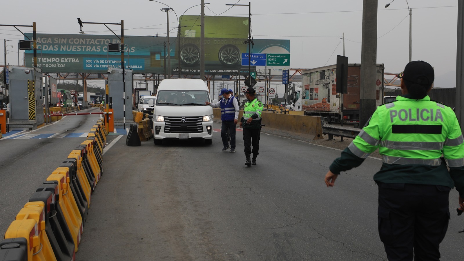 Golpe al transporte informal: Sutran interviene simultáneamente puntos críticos de Lima