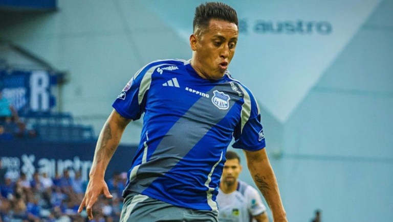 Cueva se aleja de Emelec