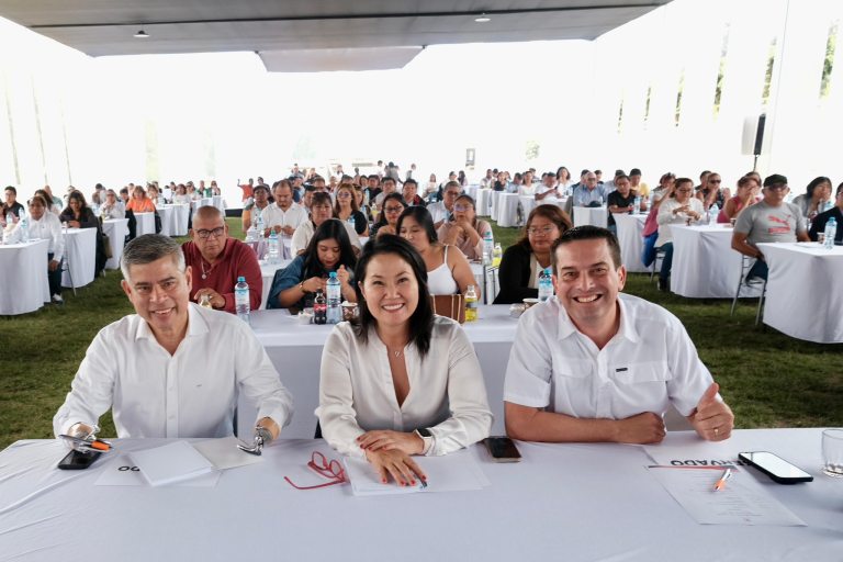 Empezó campaña de Keiko al 2026