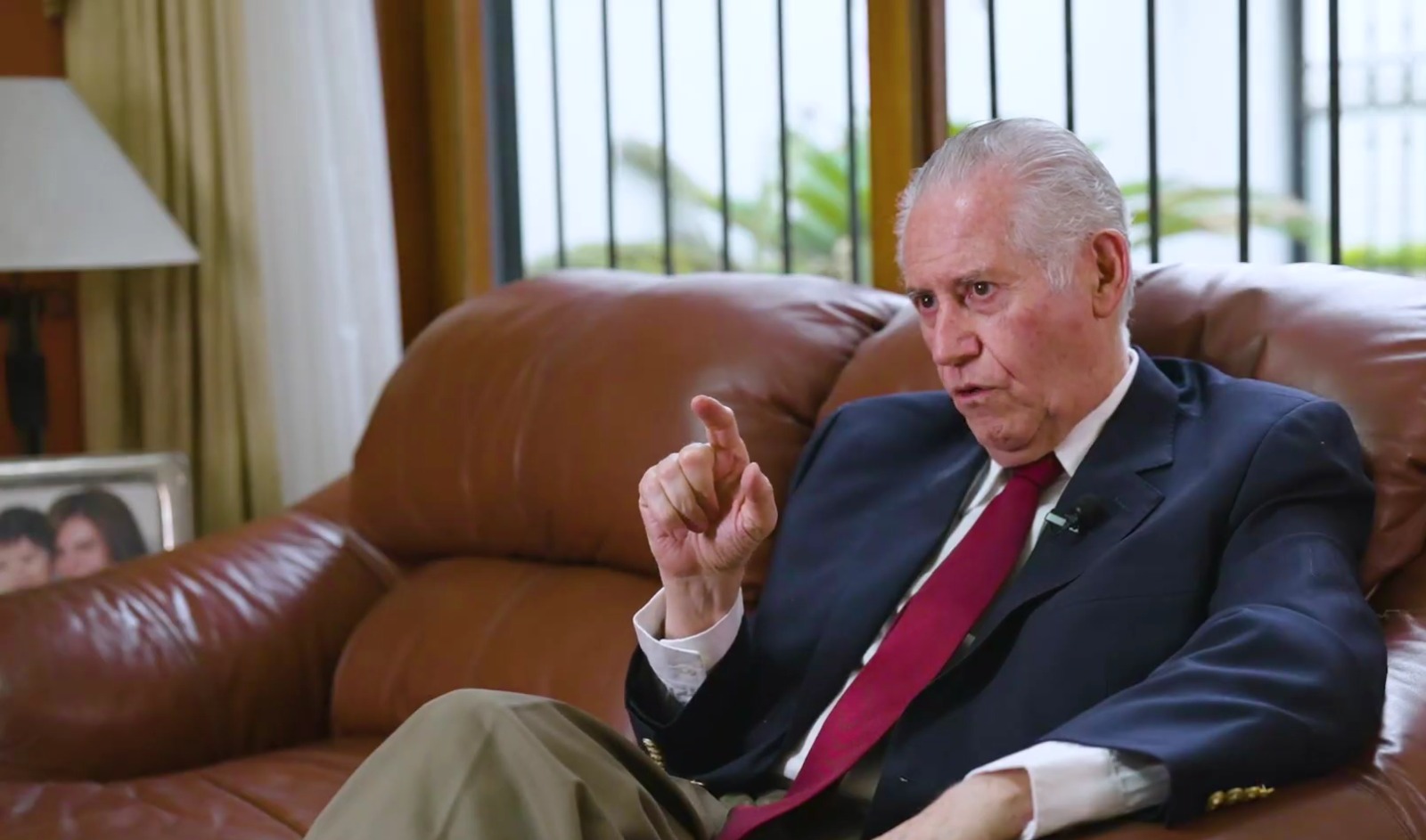 Herrera: “Inversores extranjeros esperarán a ver quién será elegido el 2026”