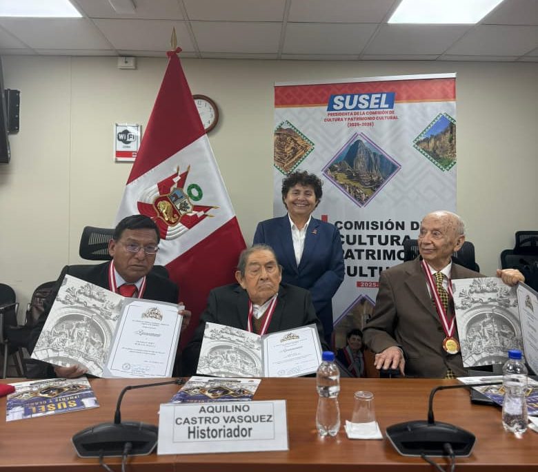 Kauffmann confirma publicación de dos obras monumentales