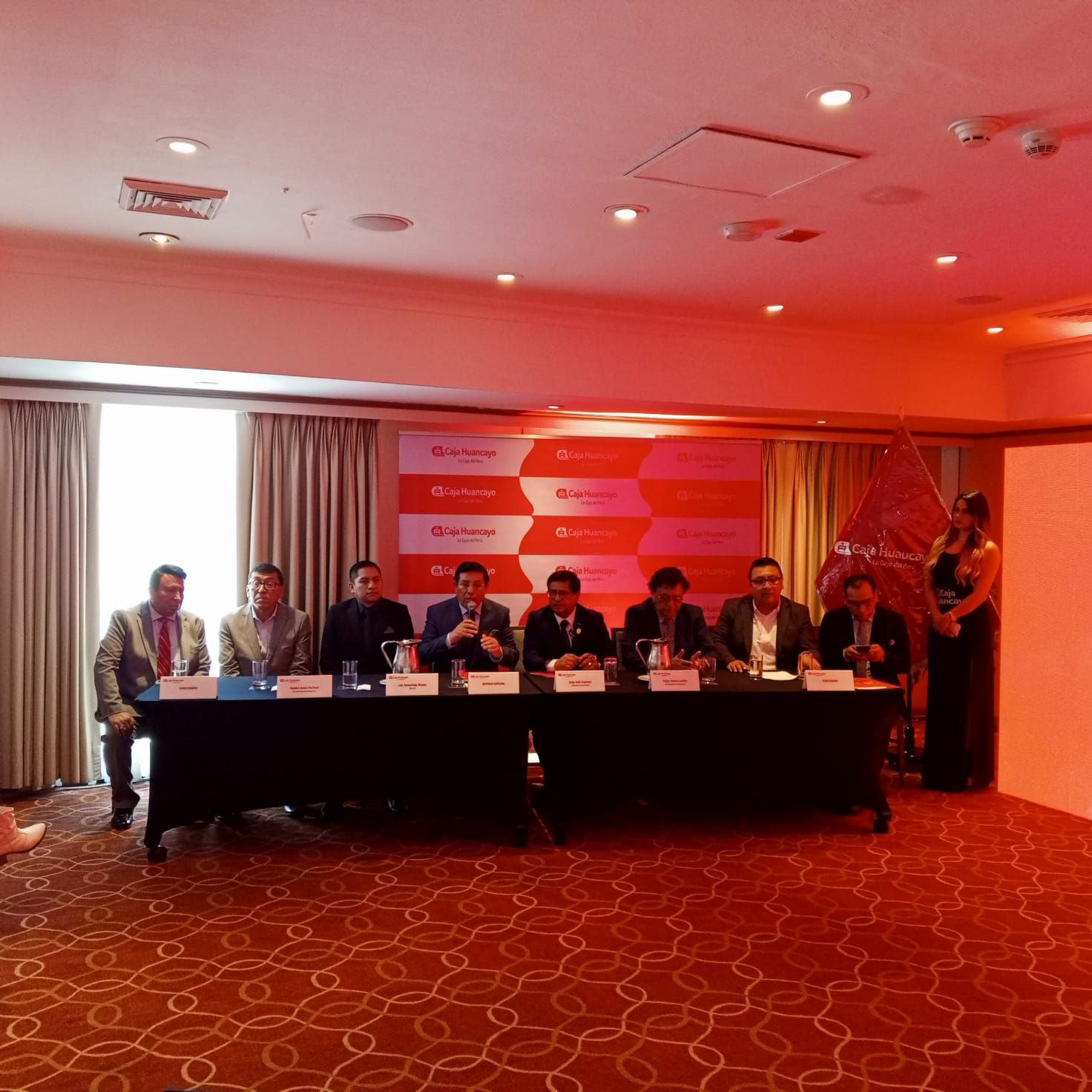 Caja Huancayo y Municipalidad de La Victoria se unen para recuperar el Parque del Emprendedor en Gamarra