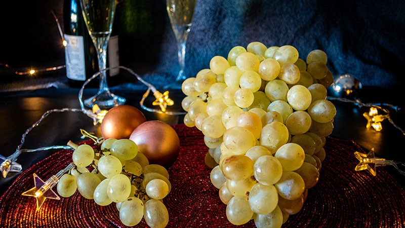 Cábalas de Año Nuevo en Perú: Guía de rituales tradicionales para recibir el 2026