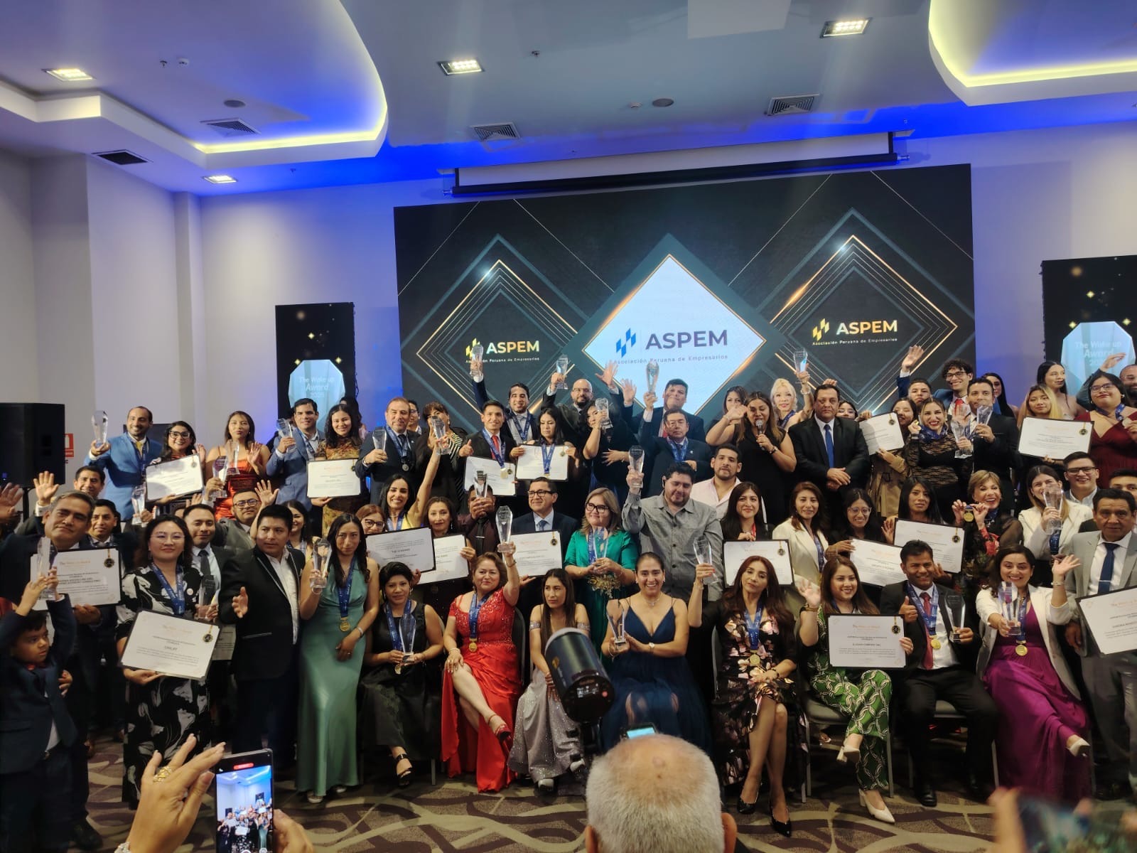 ASPEM realizó la entrega del premio “The Wake Up, Despertar 2025” a destacados líderes a nivel nacional