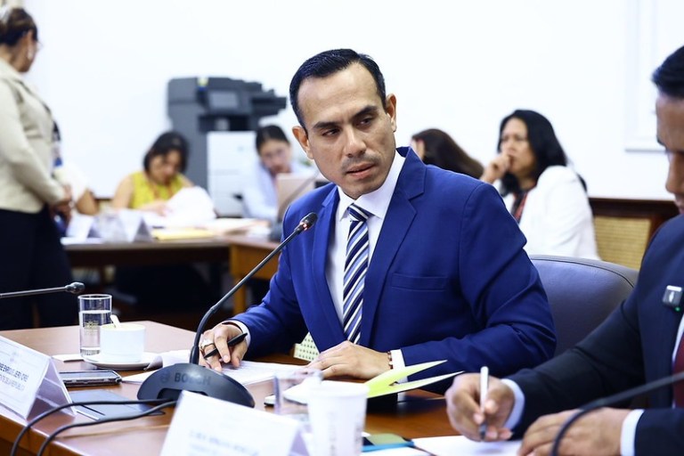 José Jerí