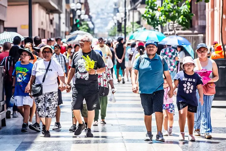 Senamhi: Distritos alejados del mar llegan a casi 33 °C