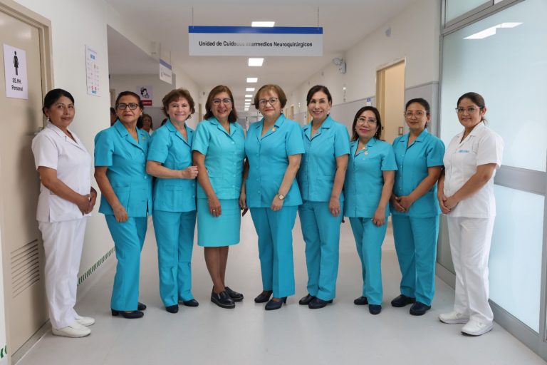 Enfermeras podrán abrir consultorios propios