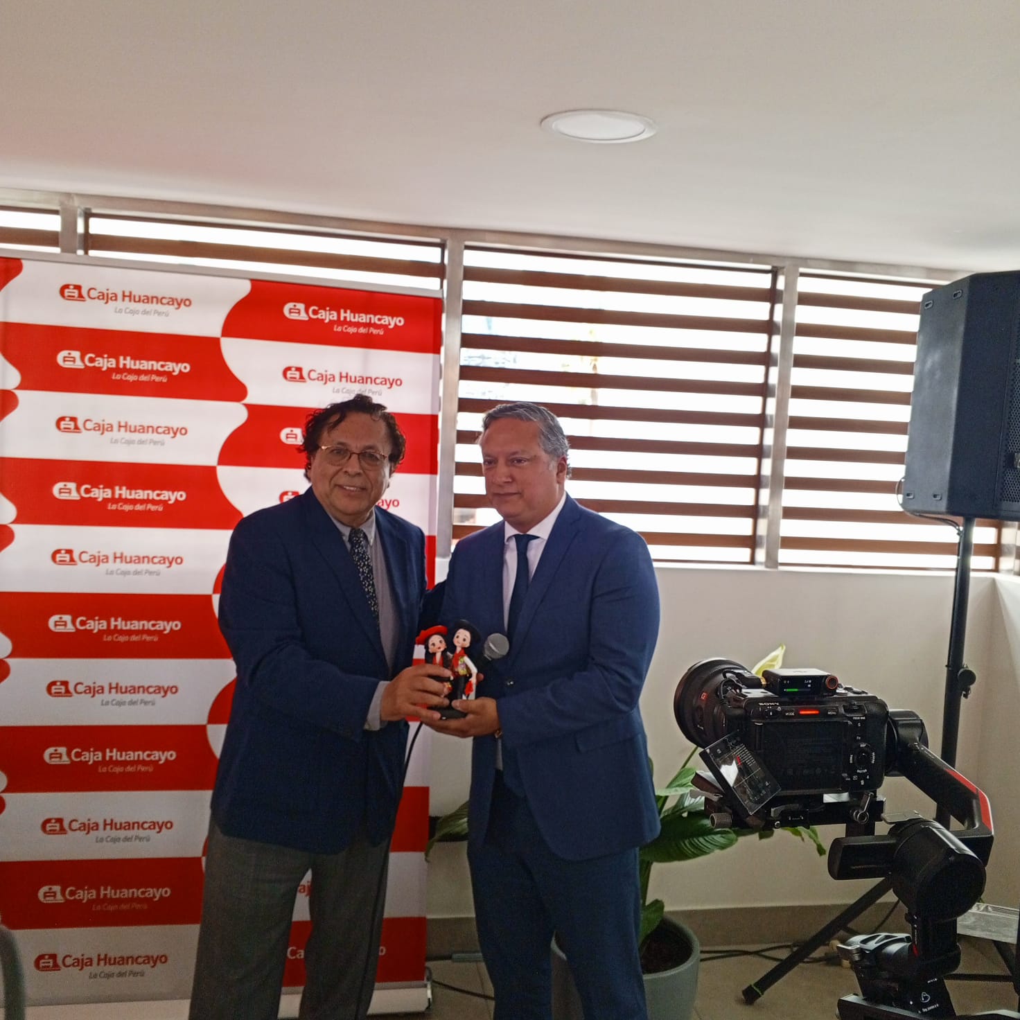 Caja Huancayo y FOCMAC concretan operación de deuda subordinada de S/ 10 millones