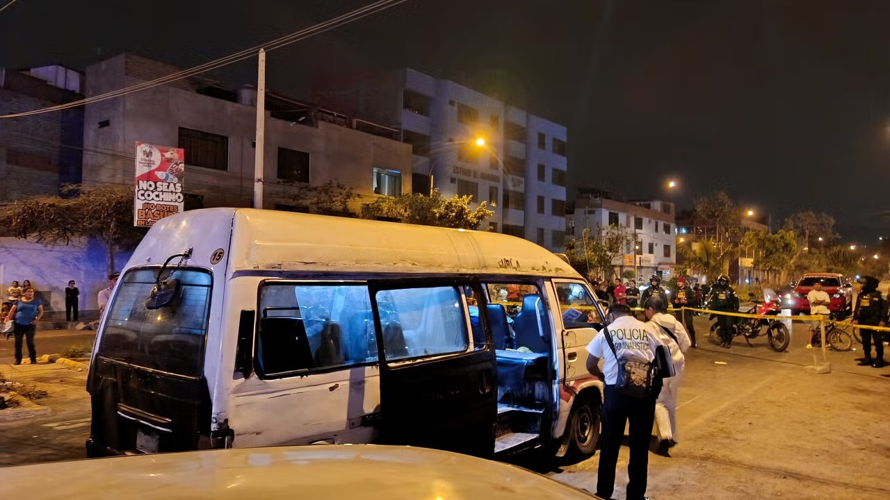 Policía héroe abate a sicario que asesinó a chofer de combi