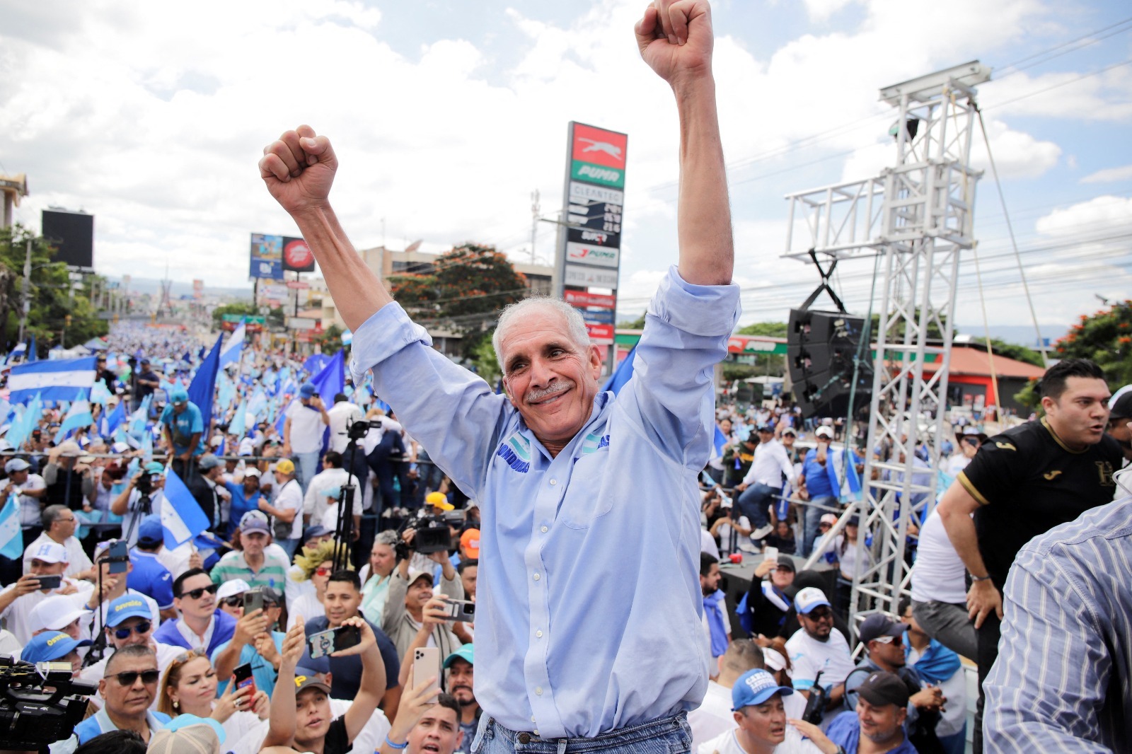 Honduras: CNE ratificó triunfo de Nasry Asfura