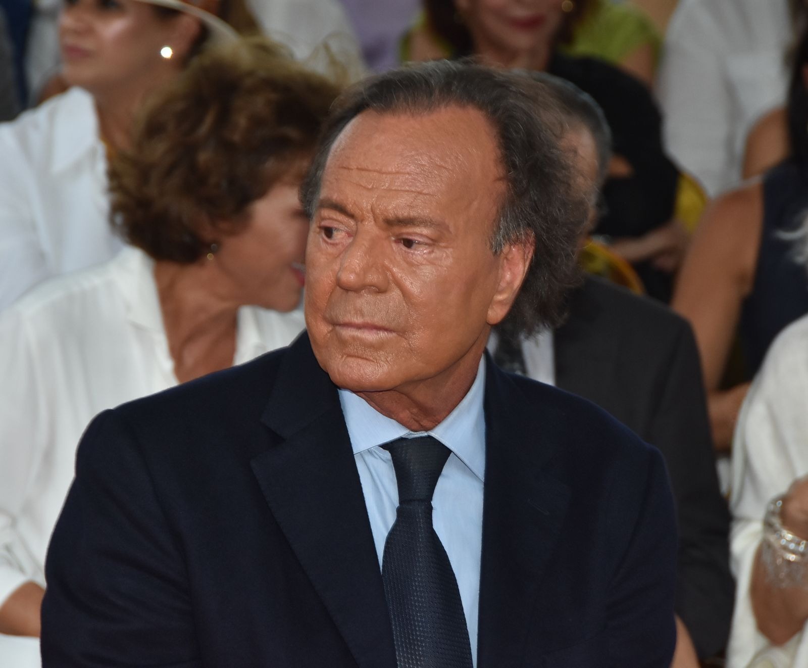 Julio Iglesias: Todo se va a aclarar pronto