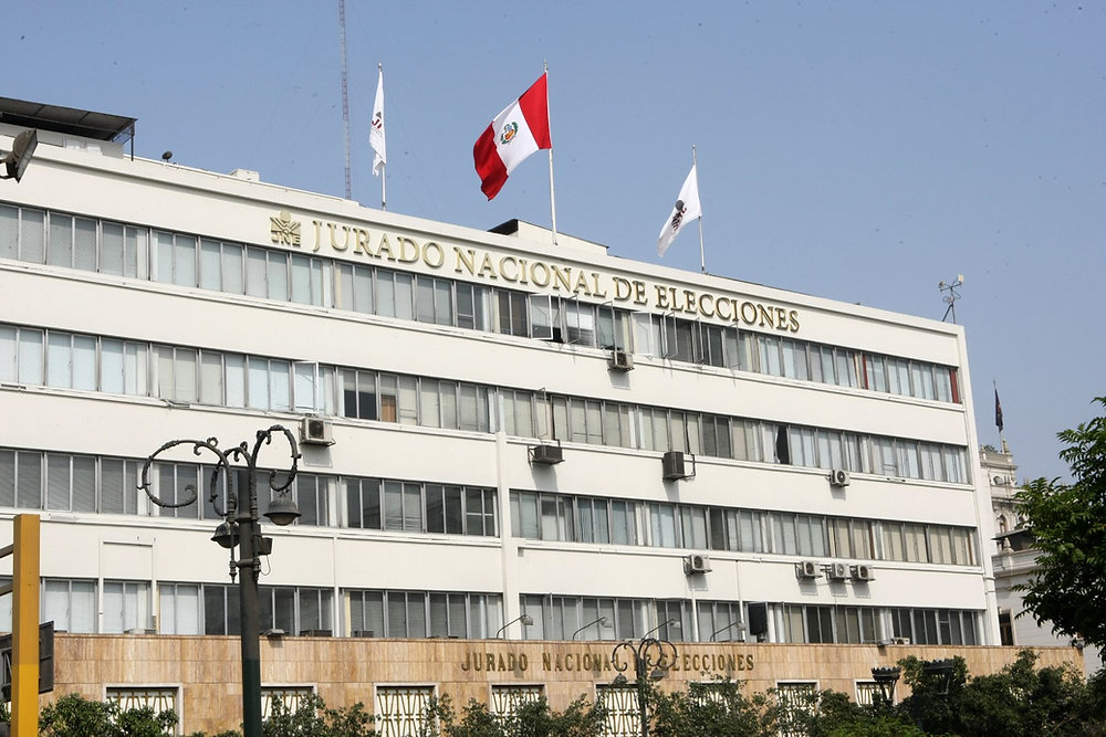 JNE dispone sanción a medios que publiquen encuestas fuera de plazo