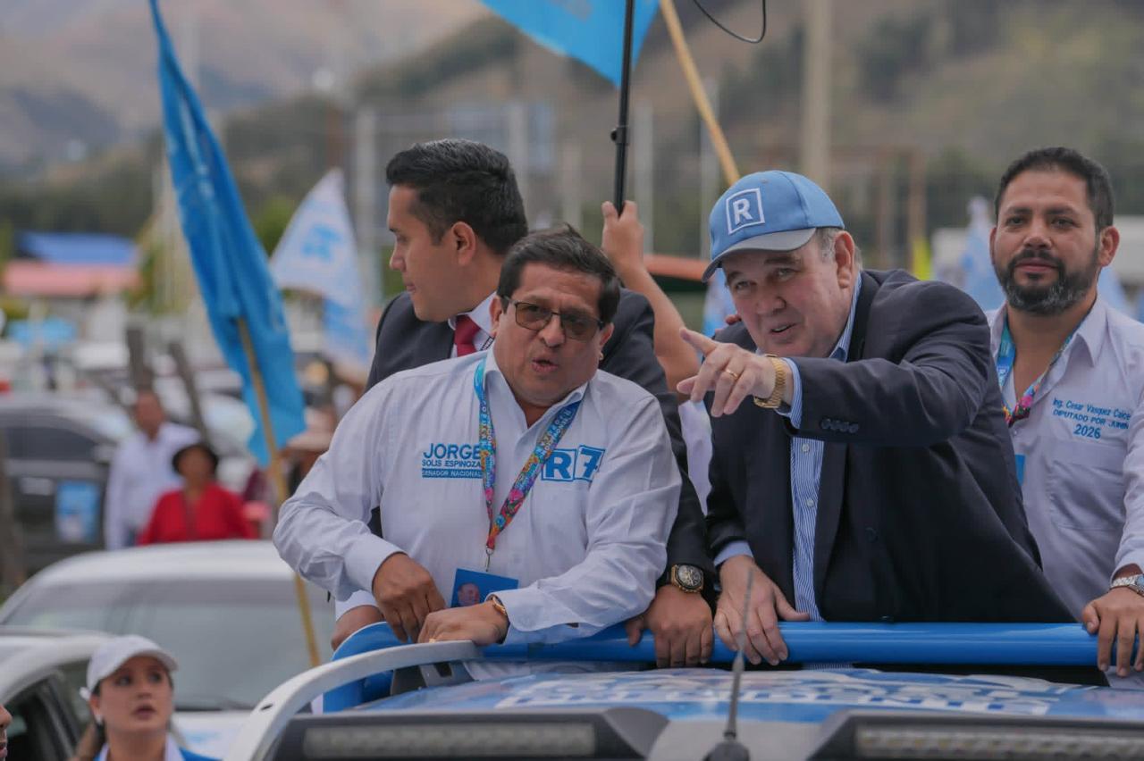 Jorge Solís denuncia «abuso legalizado» del sistema financiero