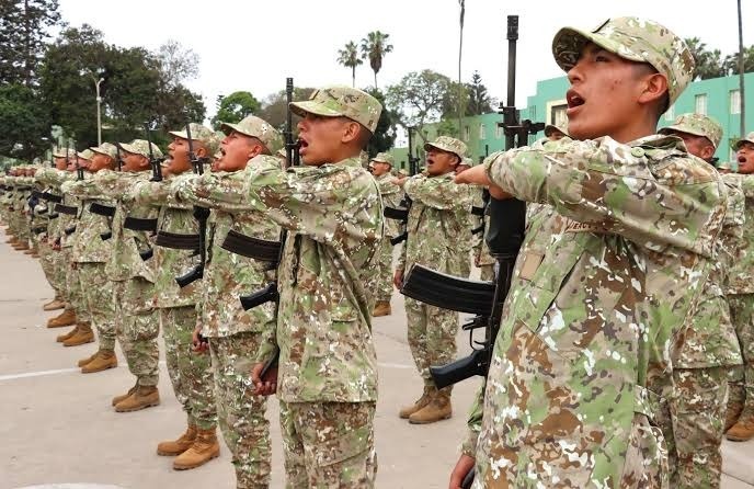 Gobierno anuncia incremento del 50% de propinas en FF. AA.