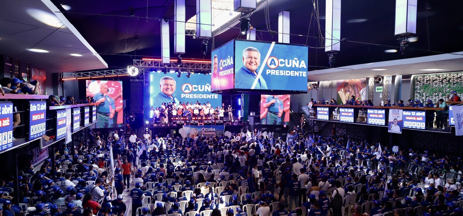 Ciudadanos de la región Lambayeque brindaron su respaldo al candidato Acuña