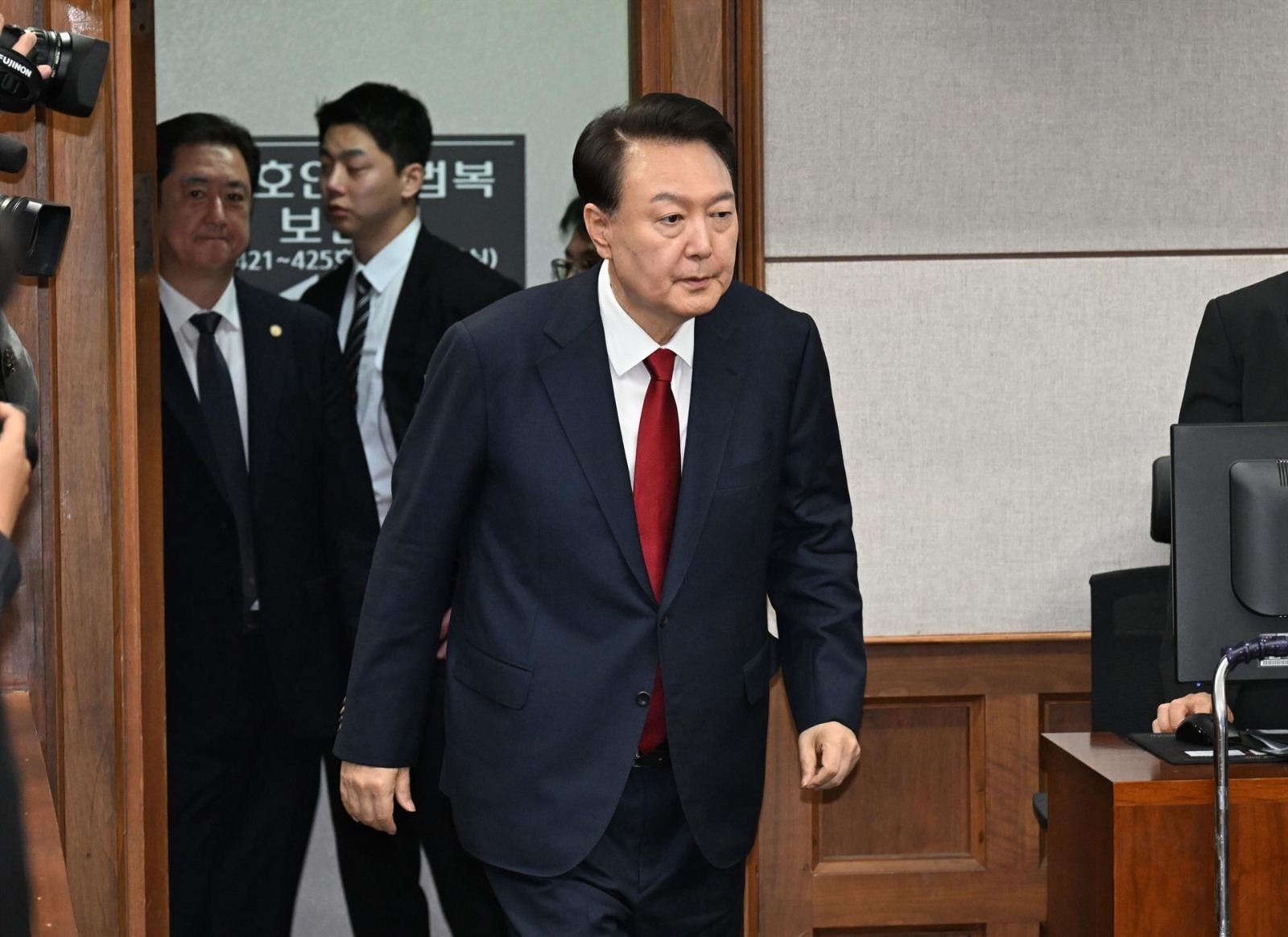 Condenan a expresidente surcoreano Yoon Suk-yeol