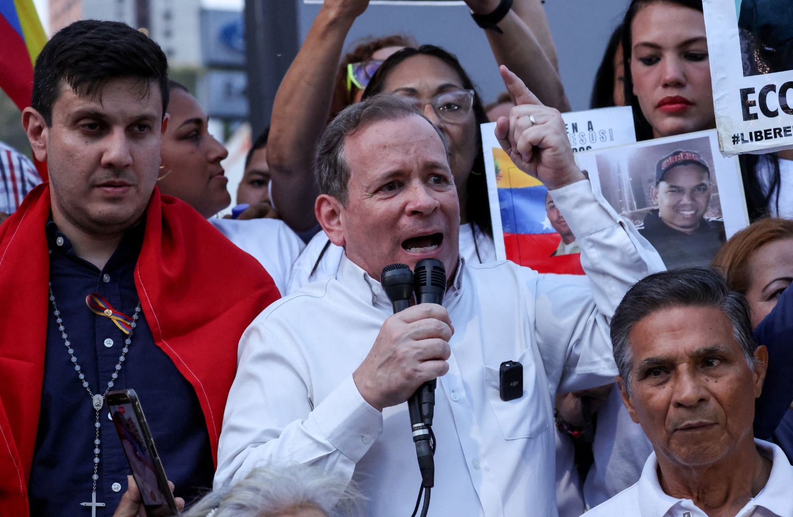 Dan arresto domiciliario a opositor Pablo Guanipa