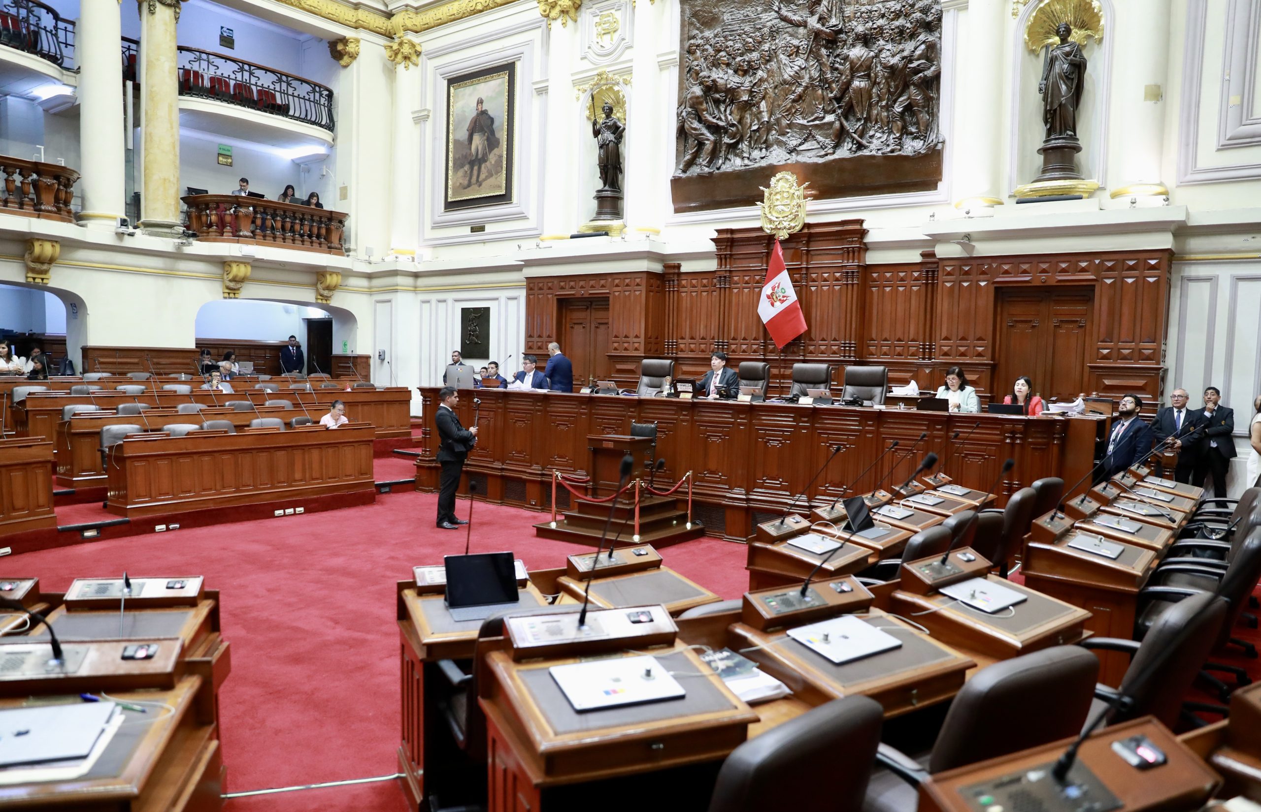 APP y Podemos respaldan convocar a Pleno para debatir salida de José Jerí