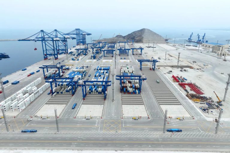 Gobierno declara la guerra a China por Puerto de Chancay