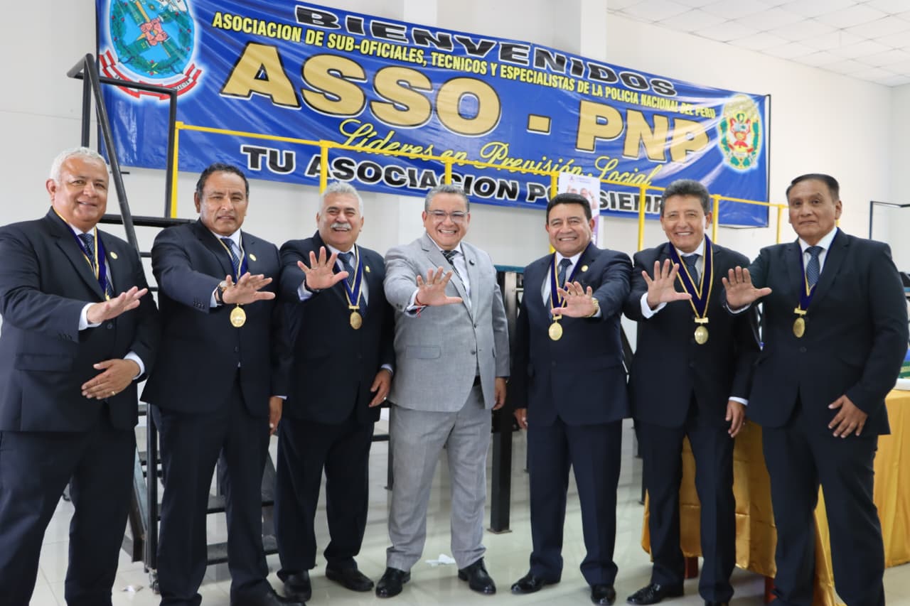 “Lograré implementar el aguinaldo a sueldo completo para toda la PNP y FF. AA.”