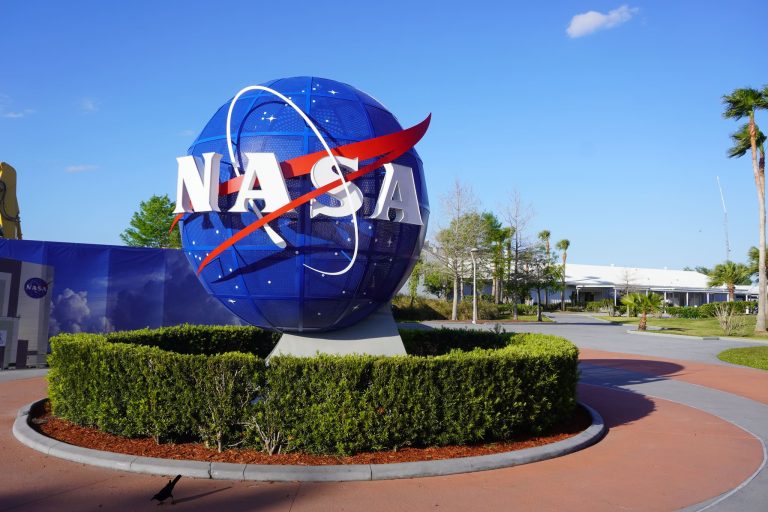 El Gobierno peruano y la NASA deben de precisar el terreno del puerto espacial